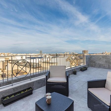 Terrace View - Stylish Two Bedroom Penthouse Msida Zewnętrze zdjęcie